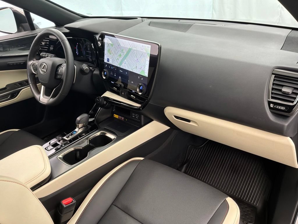 Used 2024 Lexus NX 350h AWD image 41