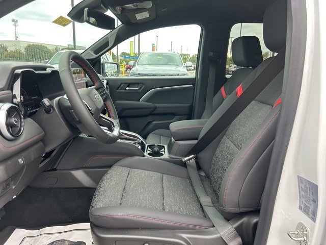 New 2026 Chevrolet Colorado Z71 w/ LPO, Hood Decal Package image 15