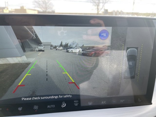 Used 2024 Ford Escape Platinum image 25