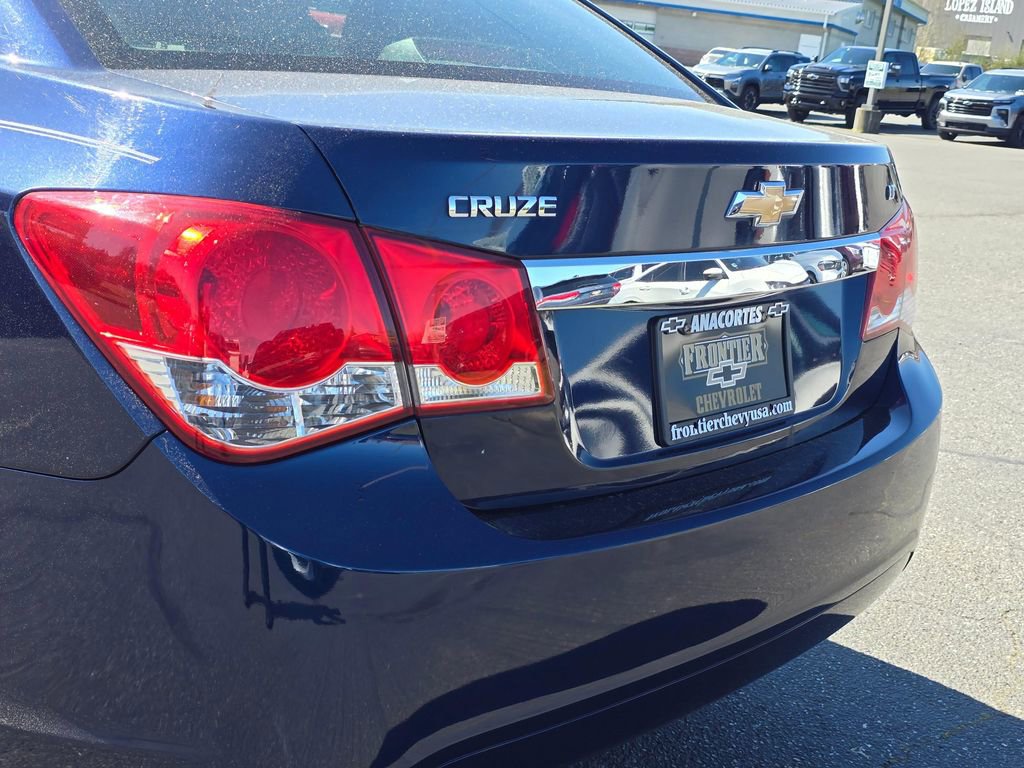 Used 2011 Chevrolet Cruze LT FWD image 6