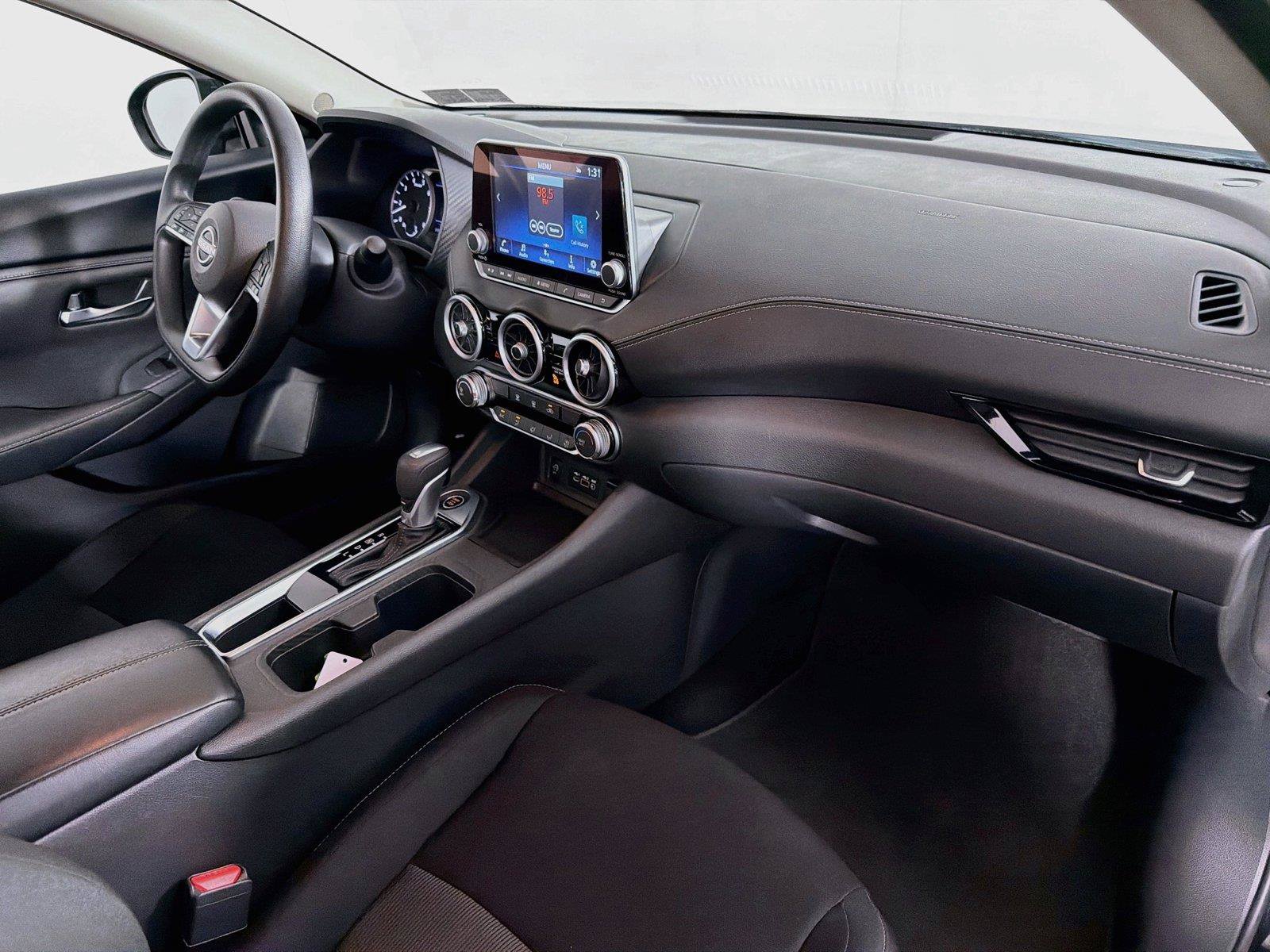 Used 2025 Nissan Sentra SV FWD image 29