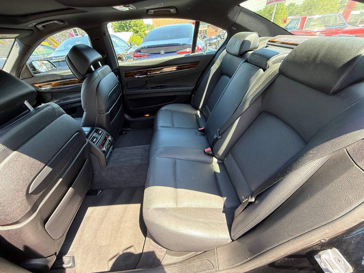 Used 2013 BMW 740Li xDrive AWD/4WD image 11