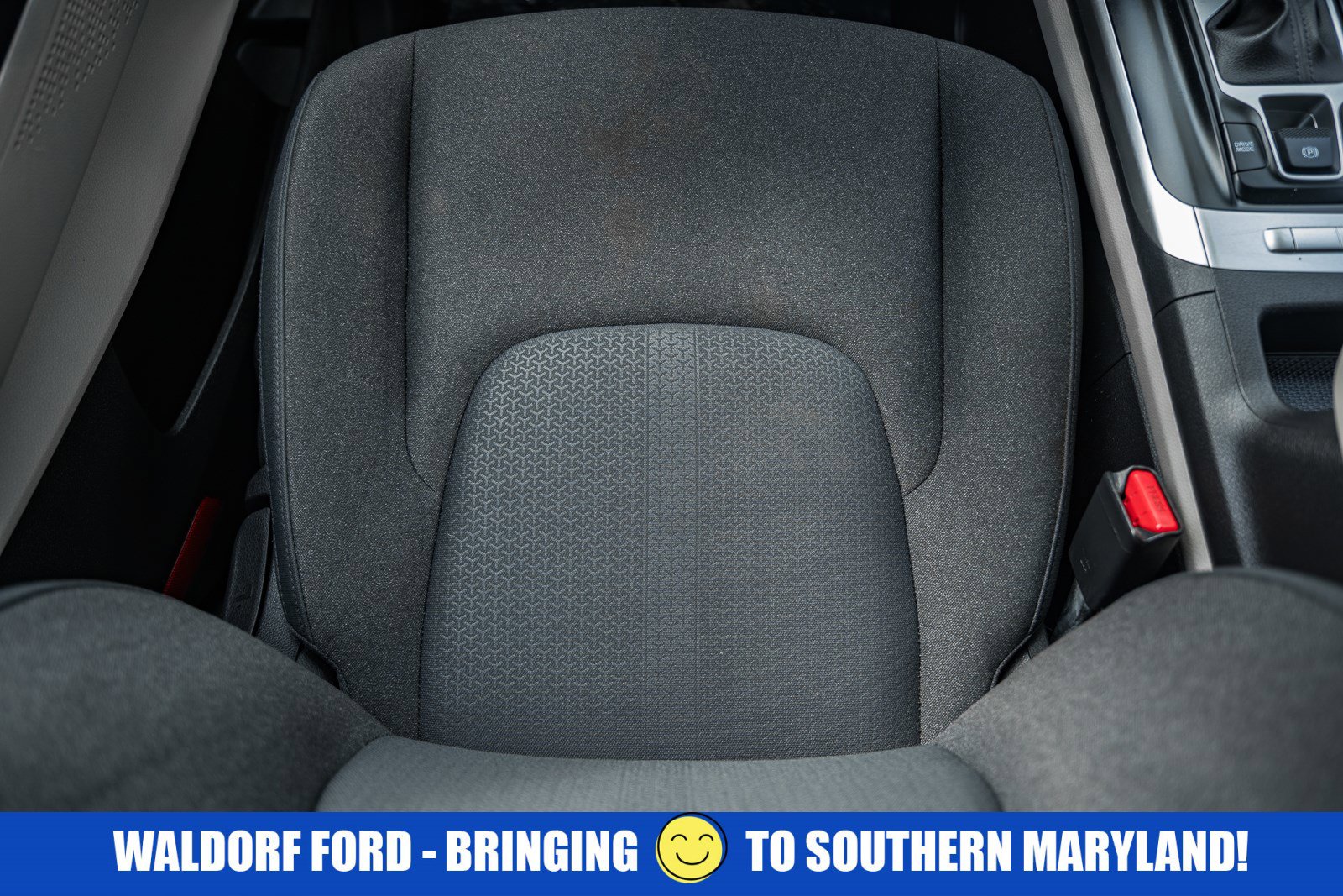 Used 2023 Kia Carnival LX image 29