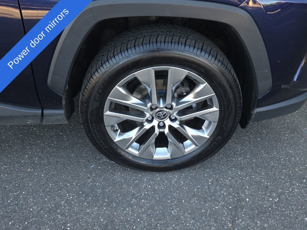 Used 2019 Toyota RAV4 XLE Premium image 40