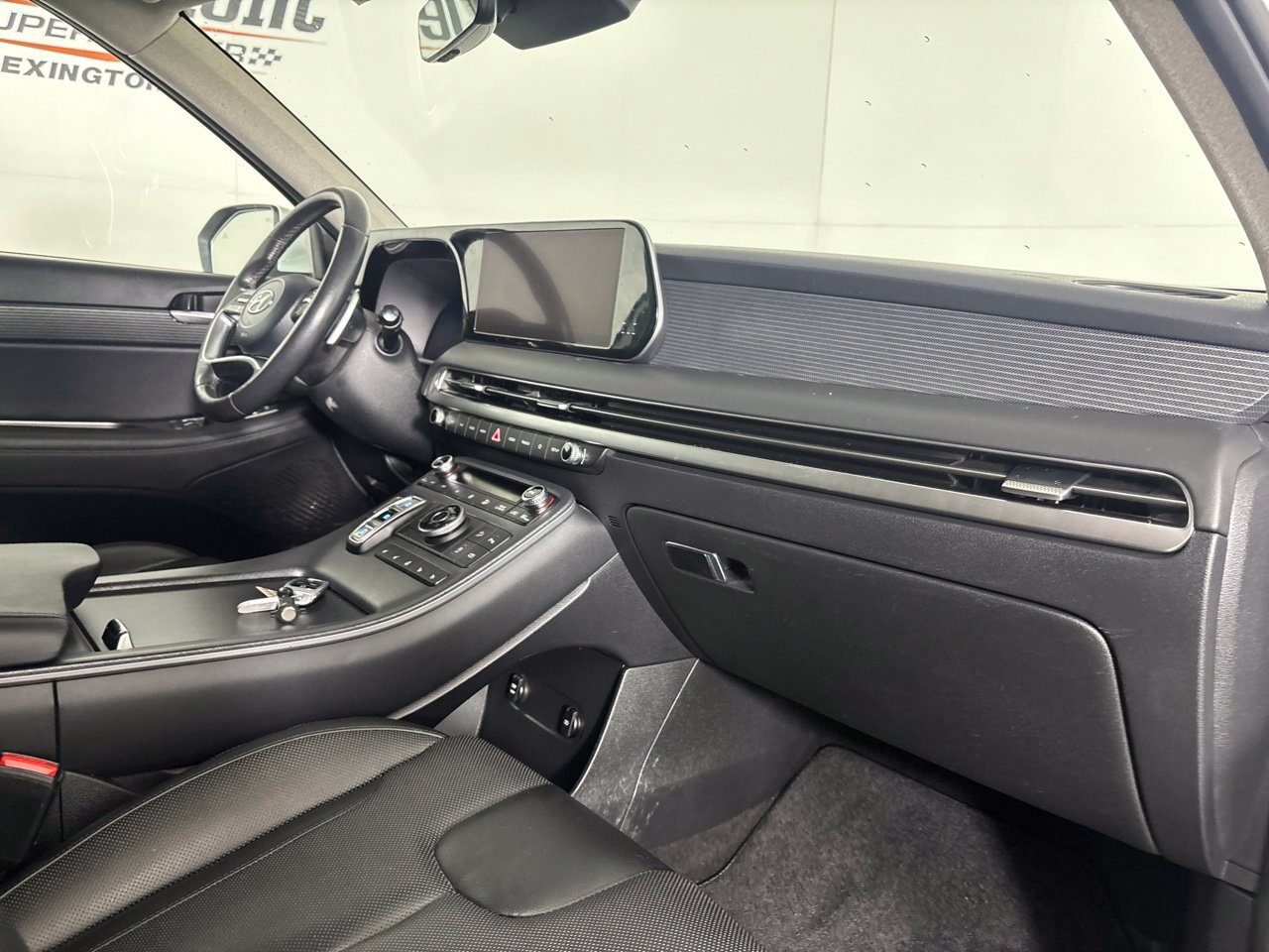 Used 2023 Hyundai Palisade Limited AWD/4WD image 34