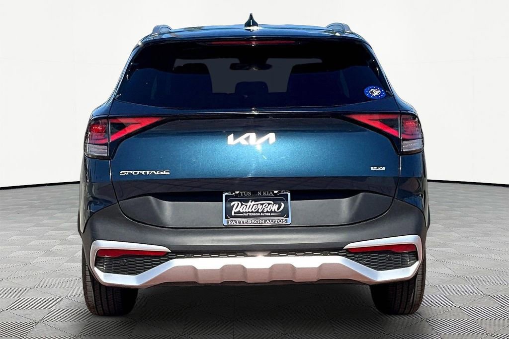 Used 2023 Kia Sportage EX image 5