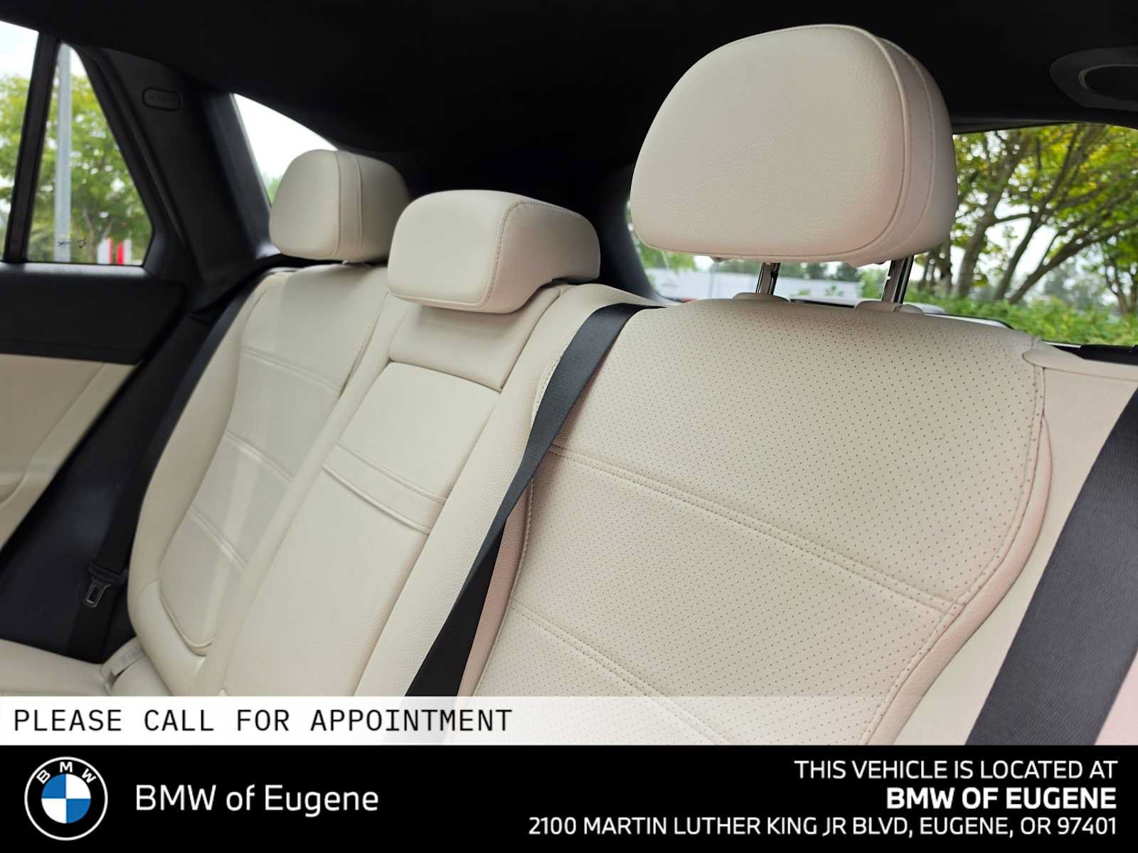 Used 2024 Mercedes-Benz GLC 300 4MATIC image 21