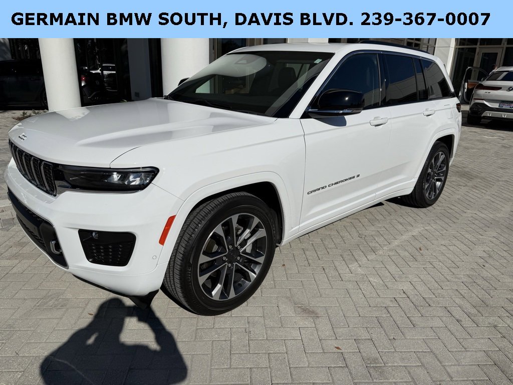 Used 2024 Jeep Grand Cherokee Overland image 2