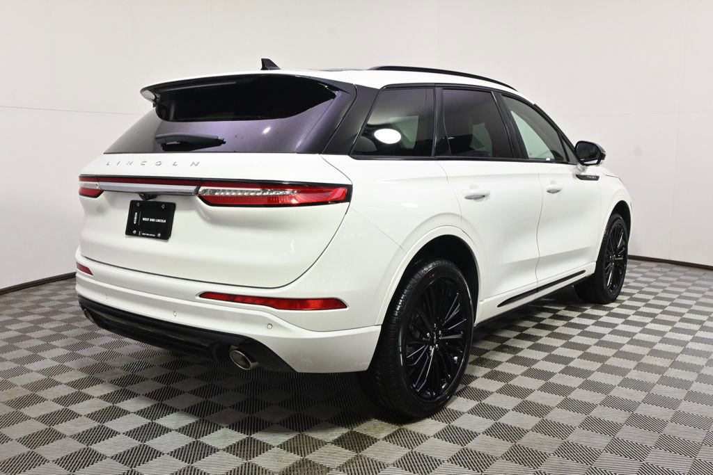 New 2026 Lincoln Corsair Reserve w/ Jet Appearance Package image 6