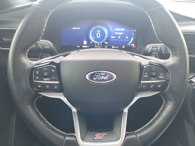 Used 2022 Ford Explorer ST w/ ST Street Pack image 17