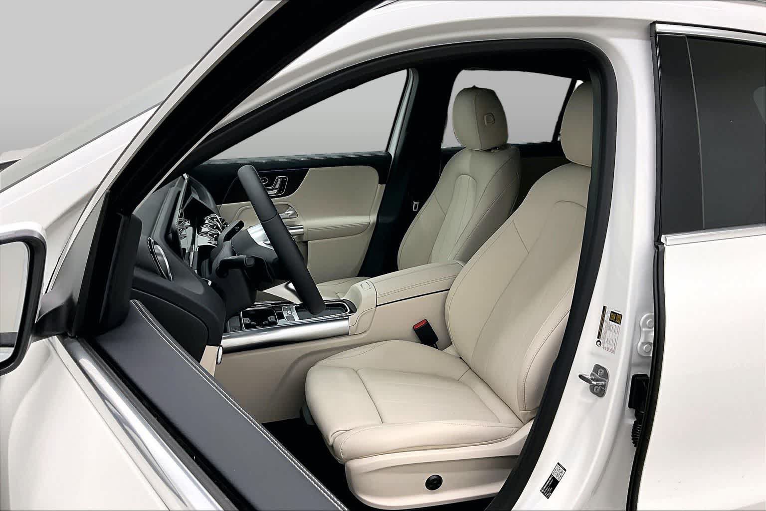 New 2026 Mercedes-Benz GLA 250 image 9