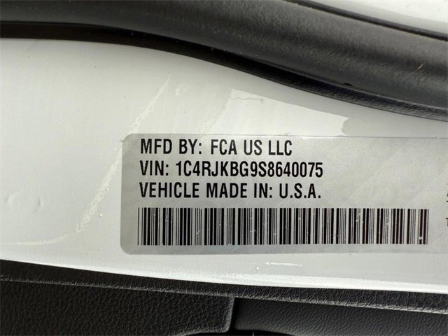 New 2025 Jeep Grand Cherokee L Limited w/ Black Appearance Package image 36