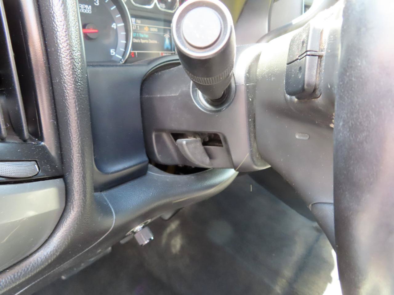 Used 2015 Chevrolet Silverado 2500 LT AWD/4WD image 33