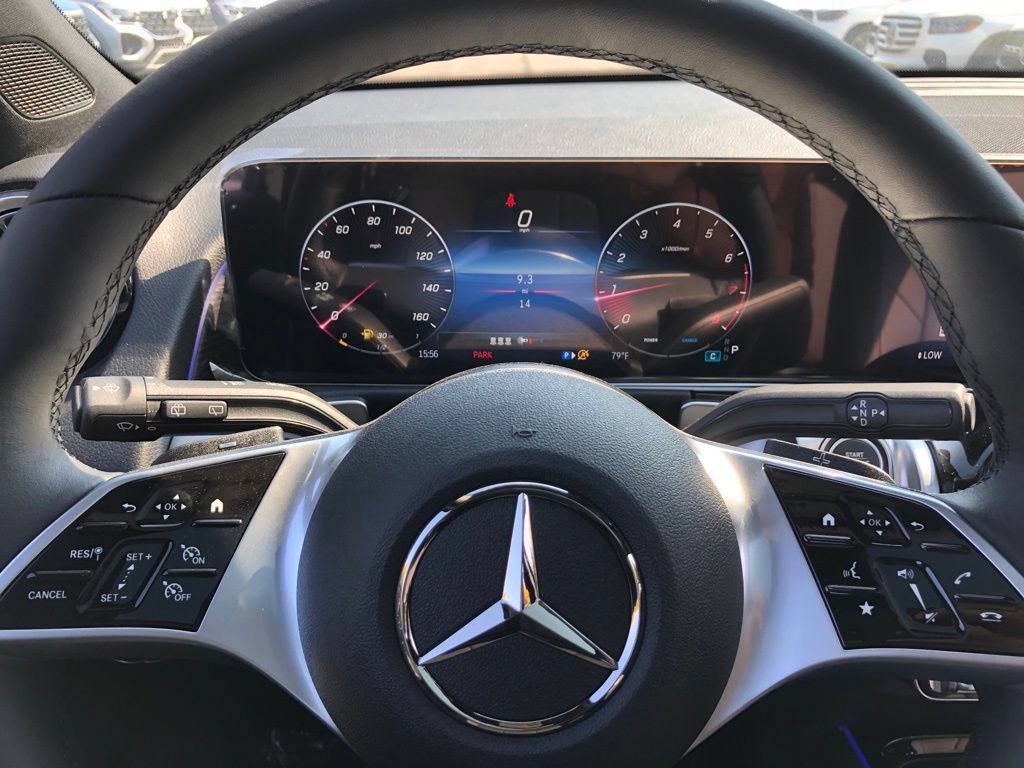 New 2026 Mercedes-Benz GLB 250 4MATIC image 13