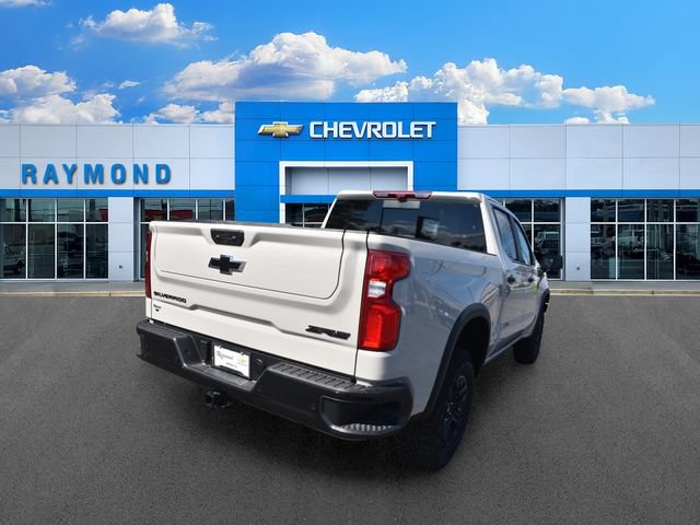New 2026 Chevrolet Silverado 1500 ZR2 w/ Dark Appearance Package AWD/4WD image 4