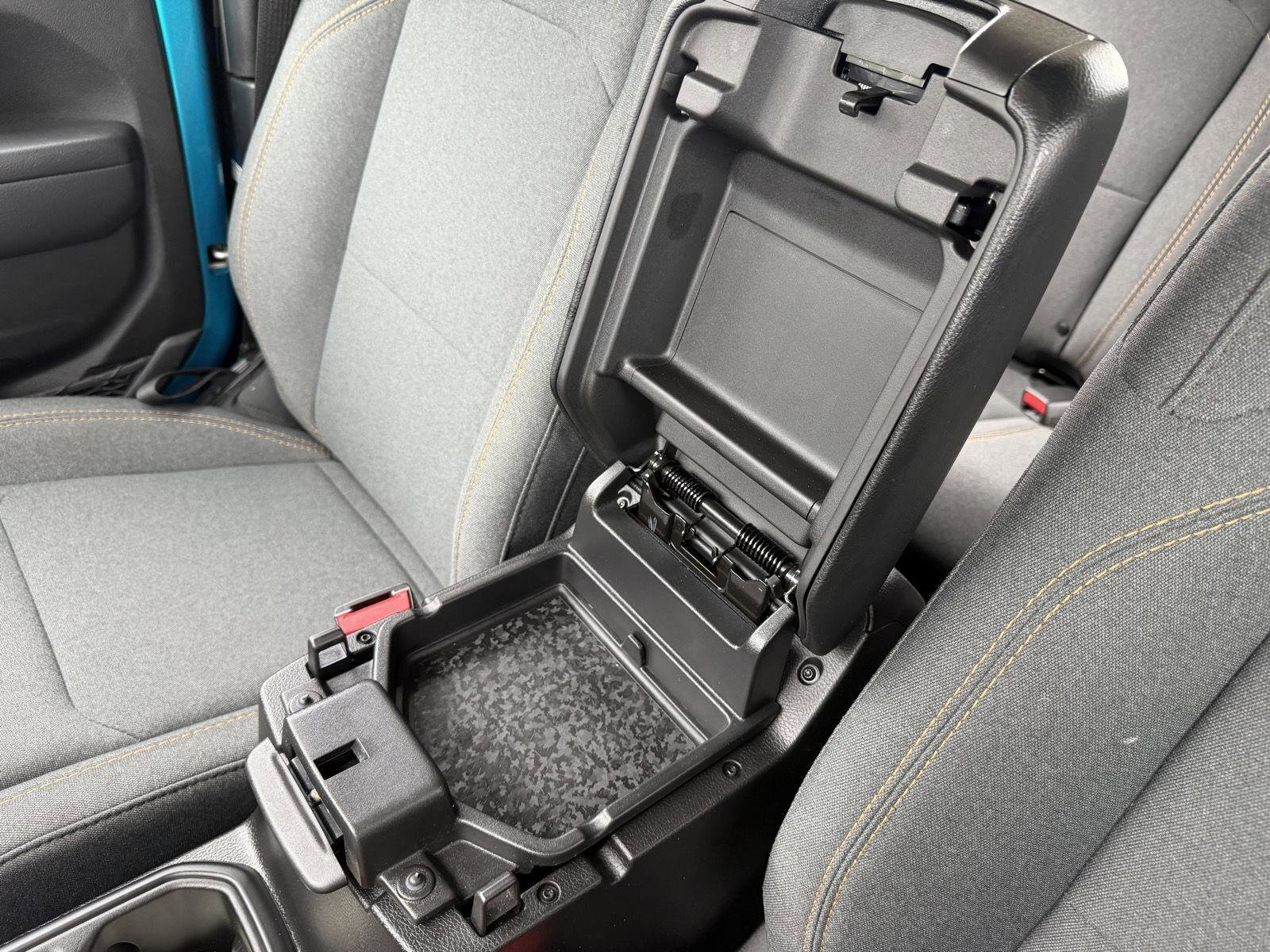 Used 2024 Jeep Wrangler Sport image 14