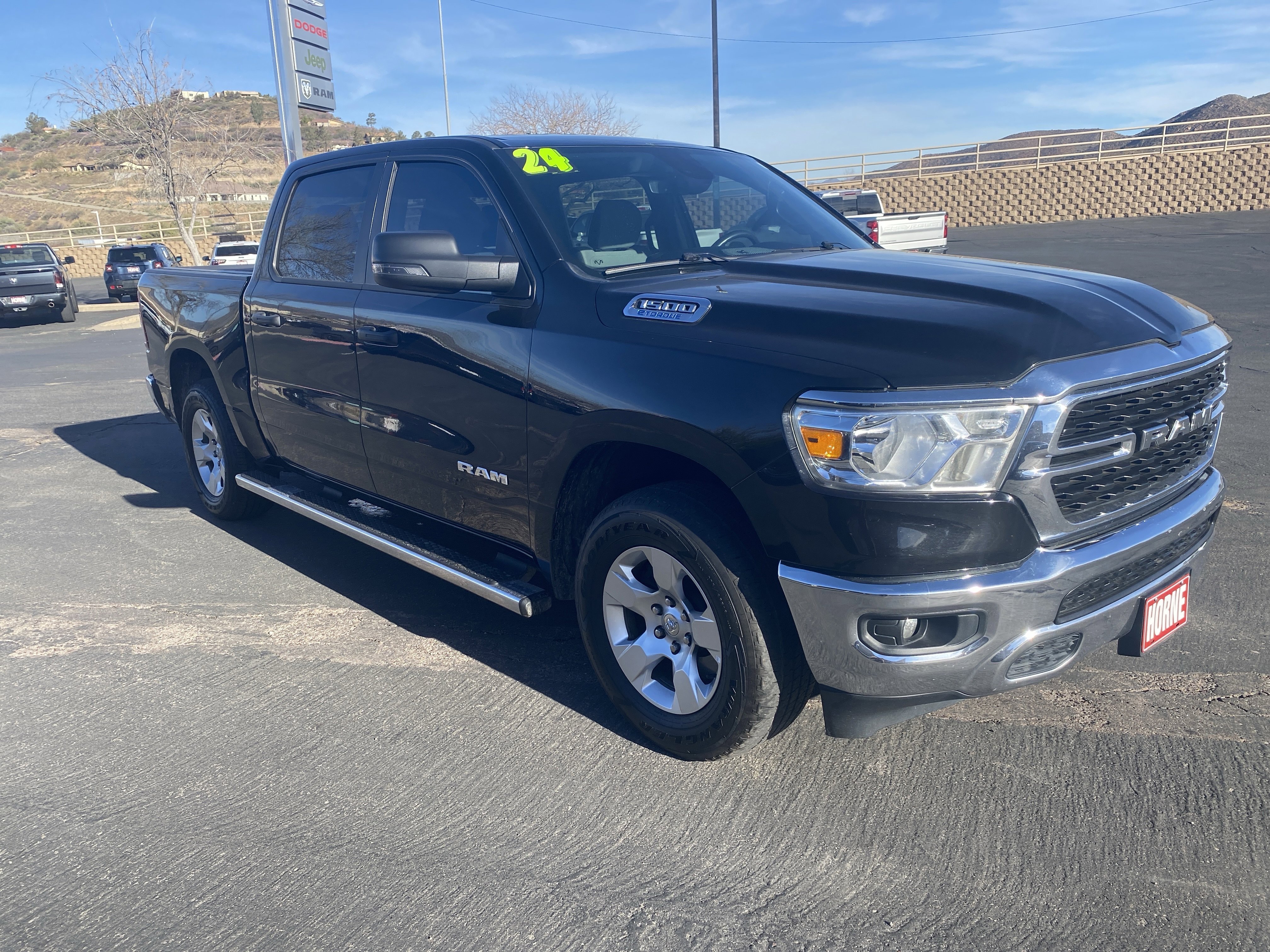 Used 2024 RAM 1500 Lone Star AWD/4WD image 5
