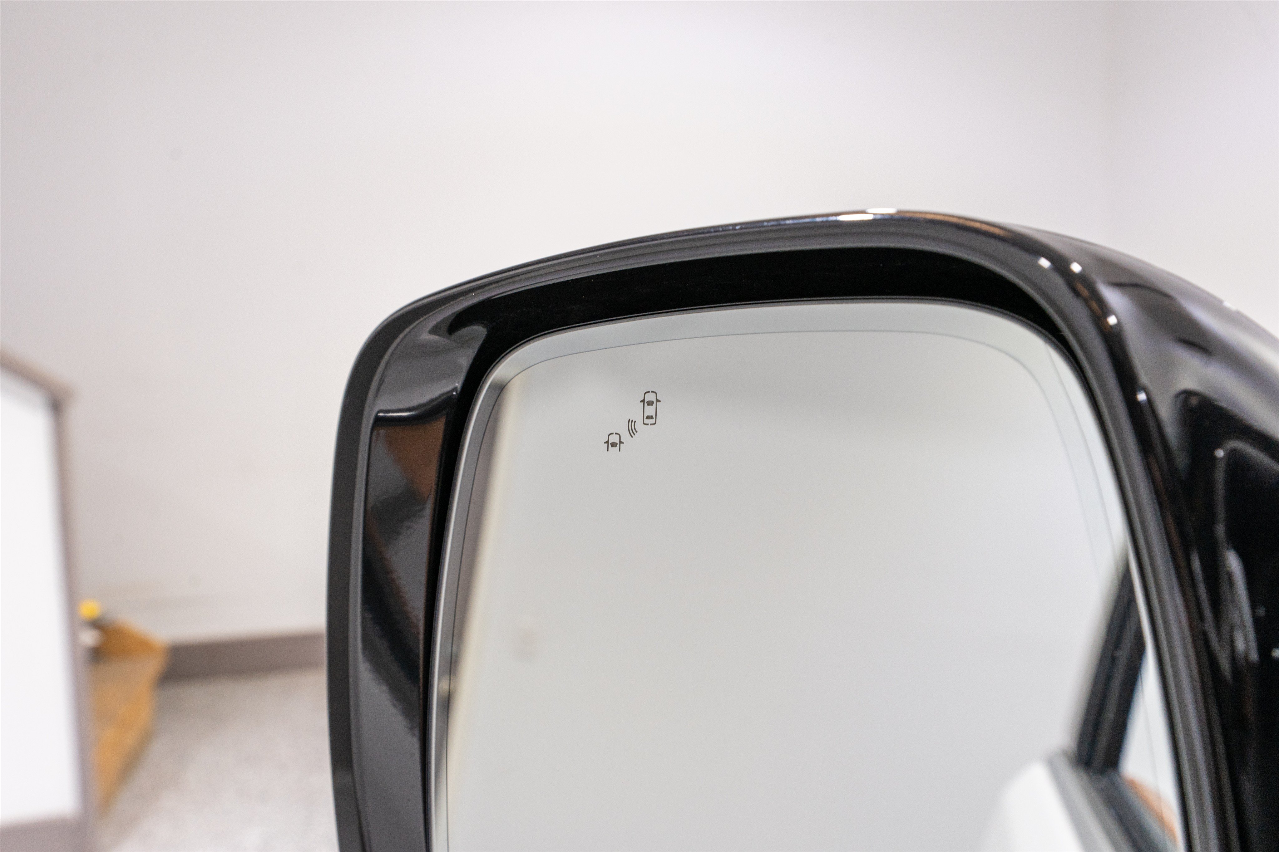 Used 2024 INFINITI QX80 Sensory AWD/4WD image 13