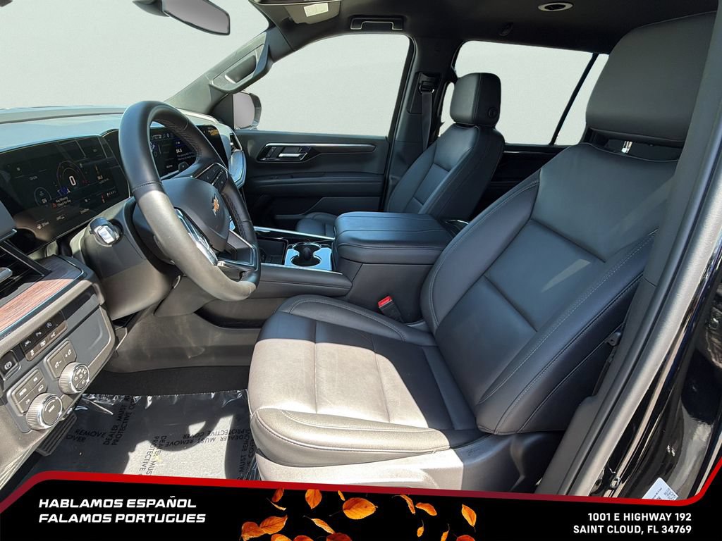 Certified 2026 Chevrolet Suburban LT w/ Comfort Package AWD/4WD image 17