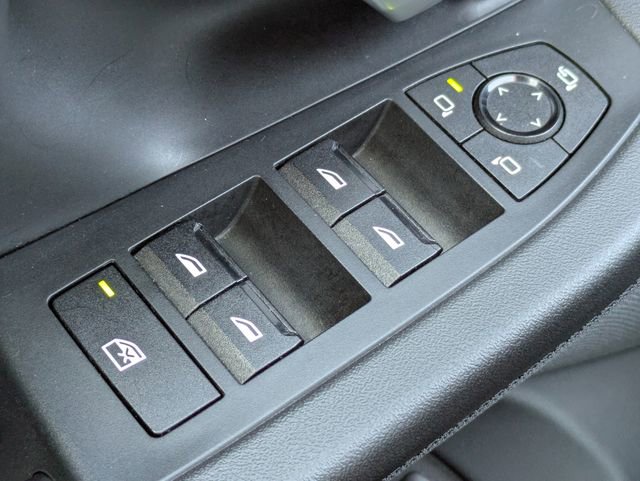 Used 2024 BMW 530i xDrive w/ Premium Package image 23