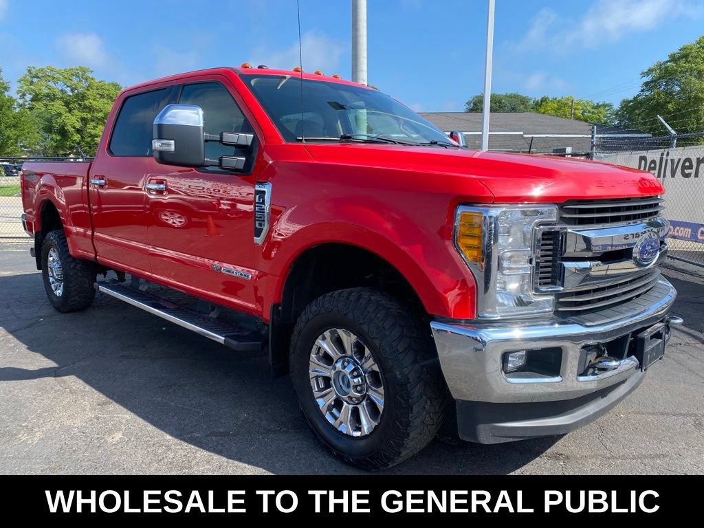 Used 2017 Ford F250 XLT w/ XLT Premium Package AWD/4WD image 1