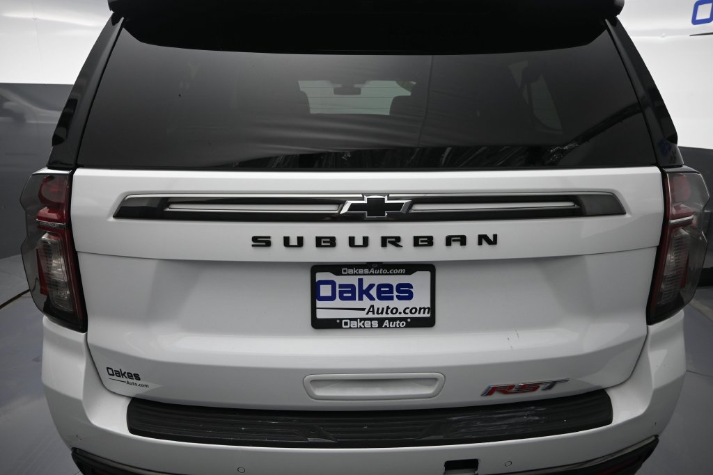 Used 2021 Chevrolet Suburban RST w/ Luxury Package AWD/4WD image 36