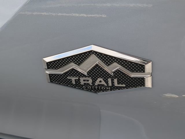 New 2025 Mitsubishi Outlander Trail Edition image 14
