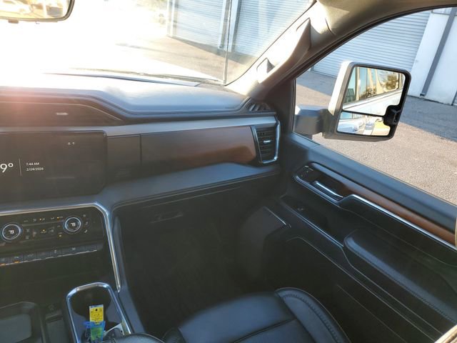 Used 2024 GMC Sierra 3500 Denali w/ Denali Reserve Package image 15