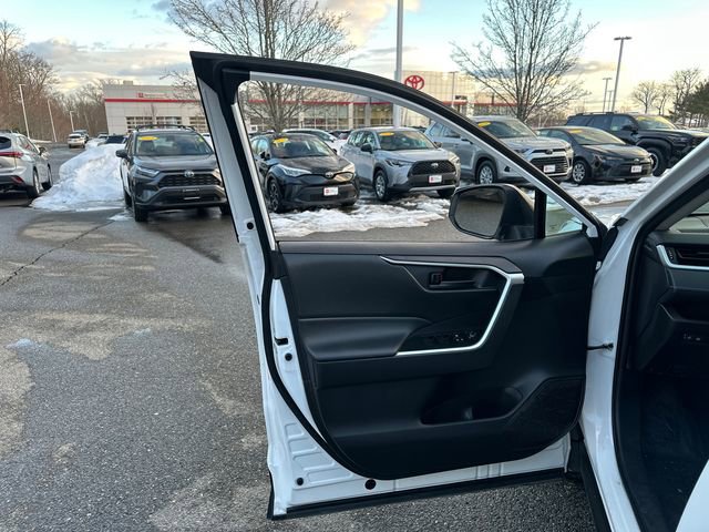 Certified 2024 Toyota RAV4 LE image 25