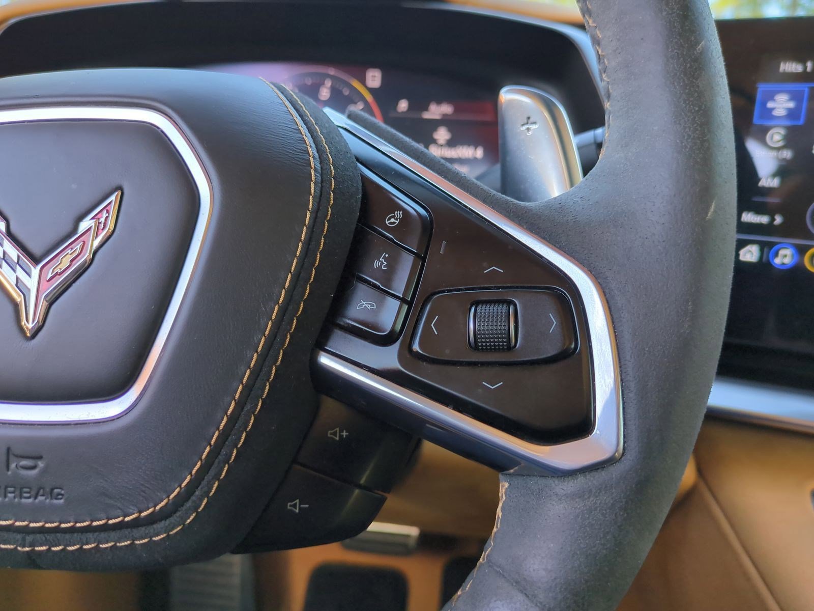 Used 2021 Chevrolet Corvette Stingray Premium Conv w/ Z51 Performance Package image 20