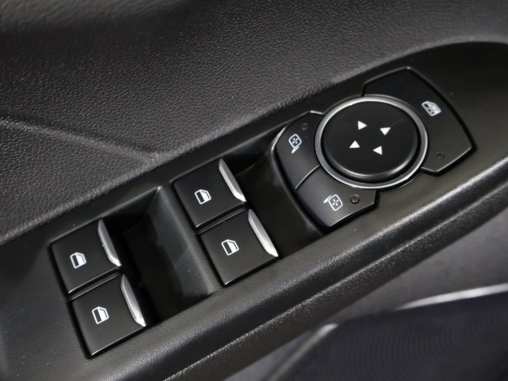 Used 2023 Ford Escape SE w/ Class II Trailer Tow Package image 38