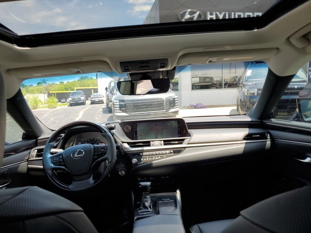 Used 2021 Lexus ES 350 w/ Premium Package FWD image 21