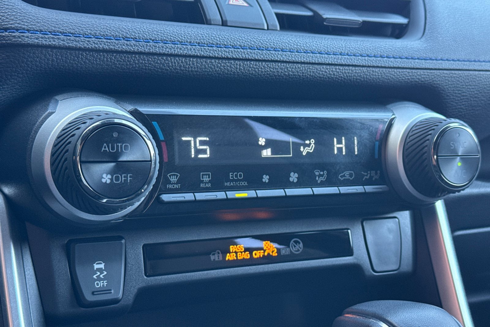 Certified 2024 Toyota RAV4 SE image 25