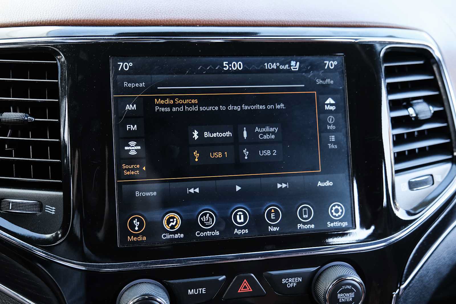 Used 2021 Jeep Grand Cherokee Summit AWD/4WD image 48
