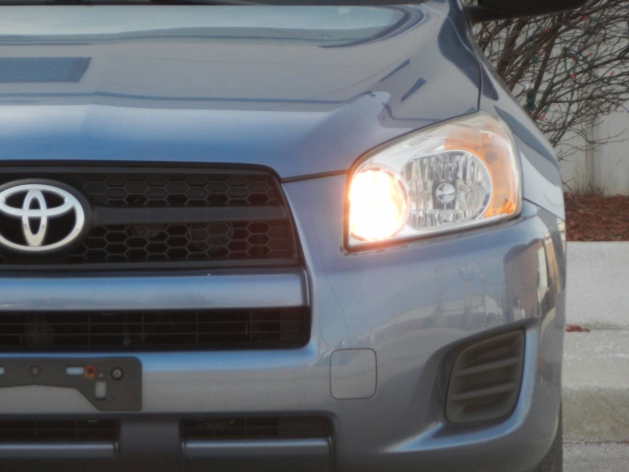 Used 2009 Toyota RAV4 2WD image 8
