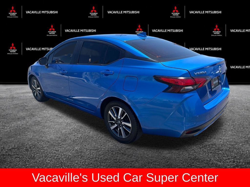 Used 2021 Nissan Versa SV FWD image 3