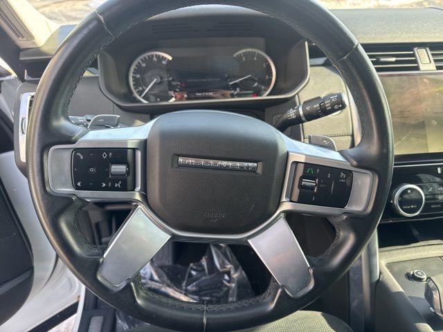 Used 2023 Land Rover Discovery S image 14