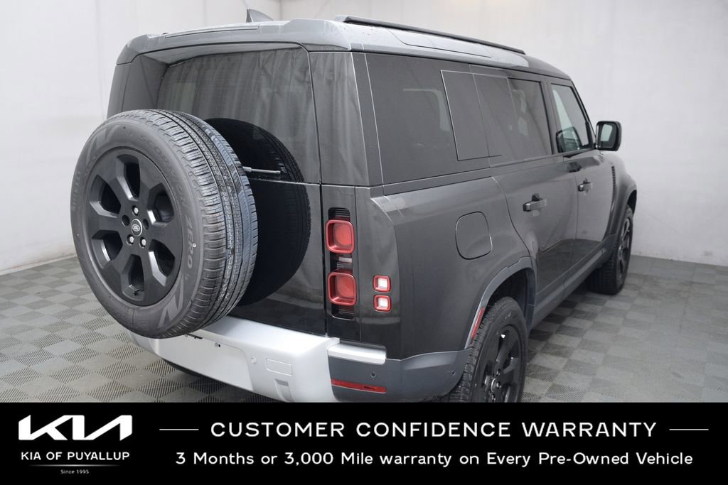 Used 2025 Land Rover Defender 110 S image 5