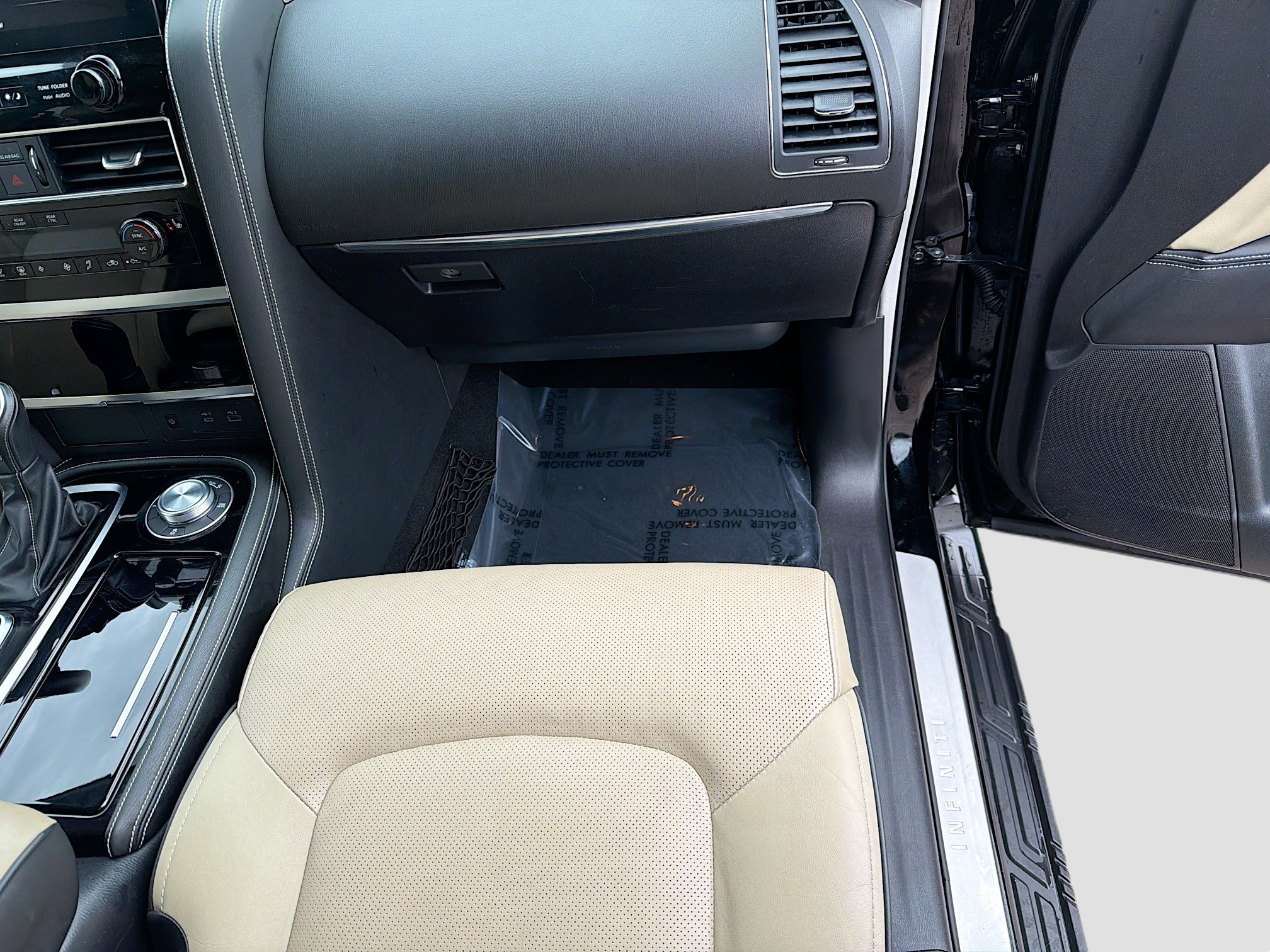 Used 2023 INFINITI QX80 Premium Select w/ Cargo Package image 18