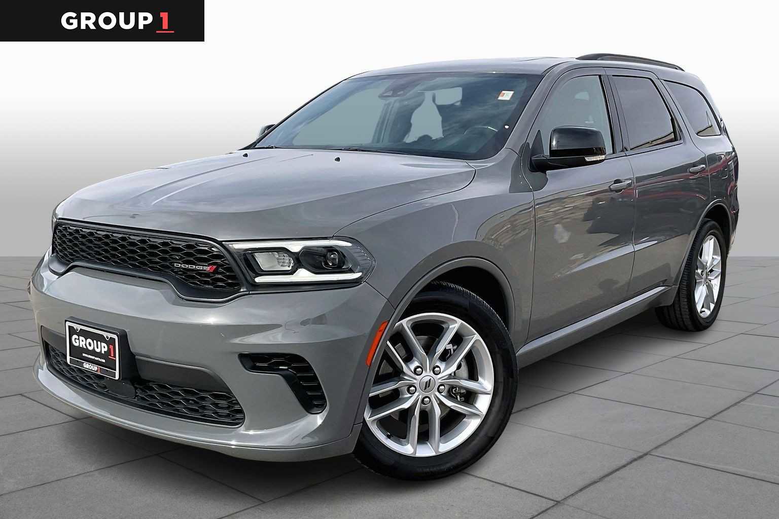 Used 2024 Dodge Durango GT image 1