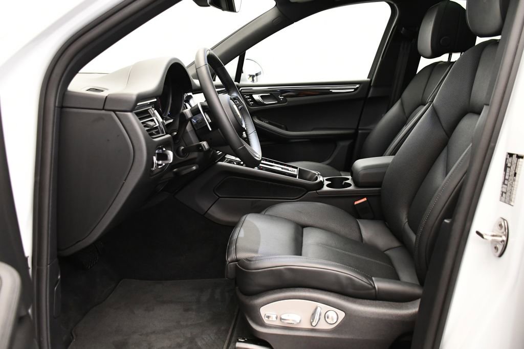 Used 2024 Porsche Macan S image 5
