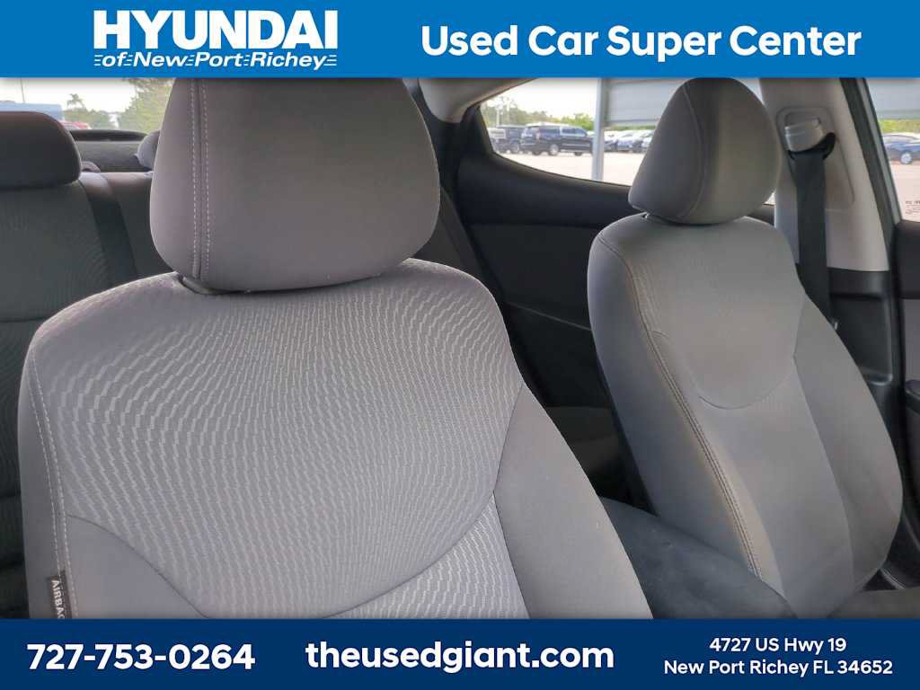 Used 2016 Hyundai Elantra SE FWD image 6