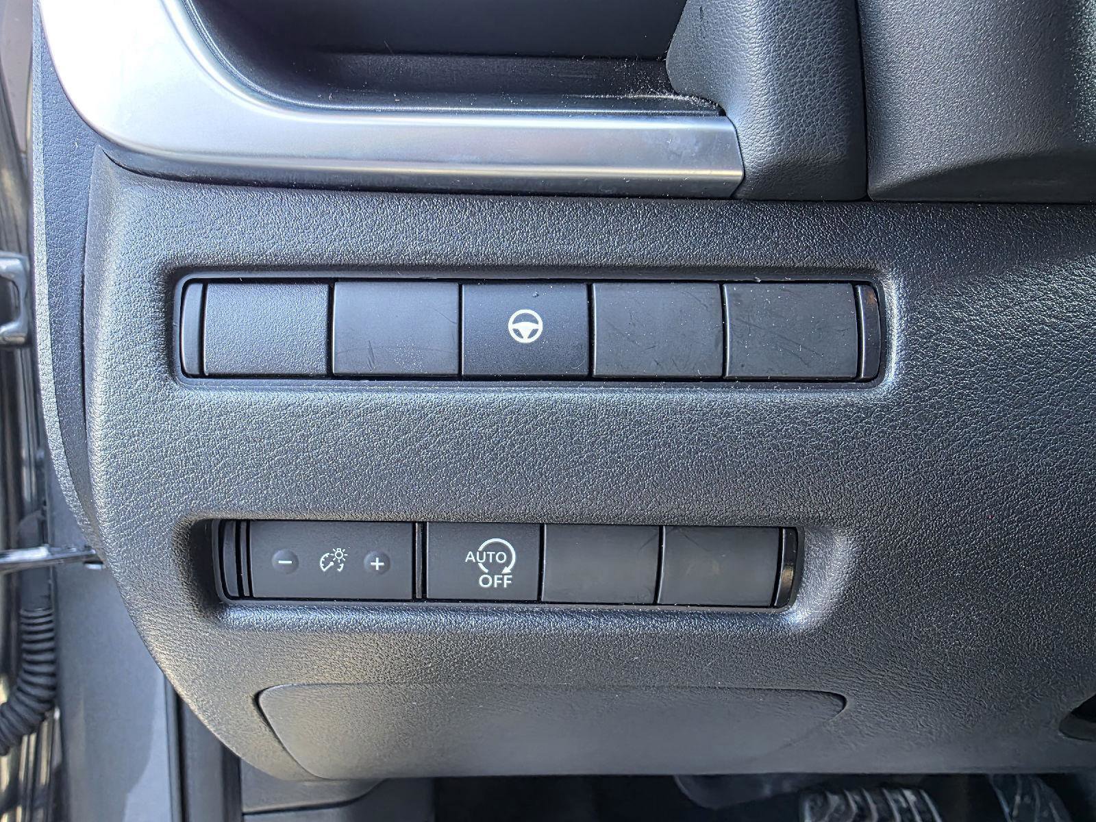 Used 2023 Nissan Rogue SV image 20