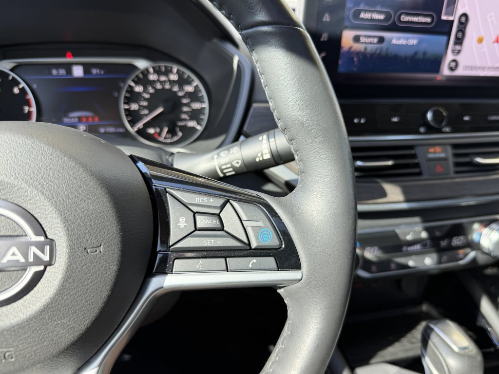 Used 2025 Nissan Altima 2.5 SL AWD/4WD image 28