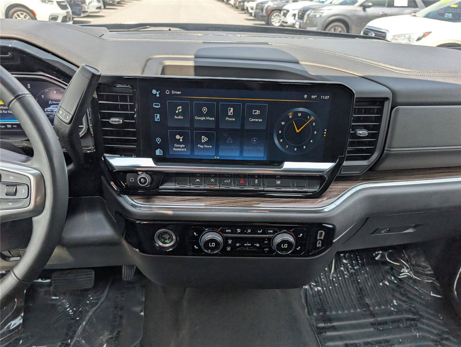 Used 2024 Chevrolet Silverado 1500 LT AWD/4WD image 17
