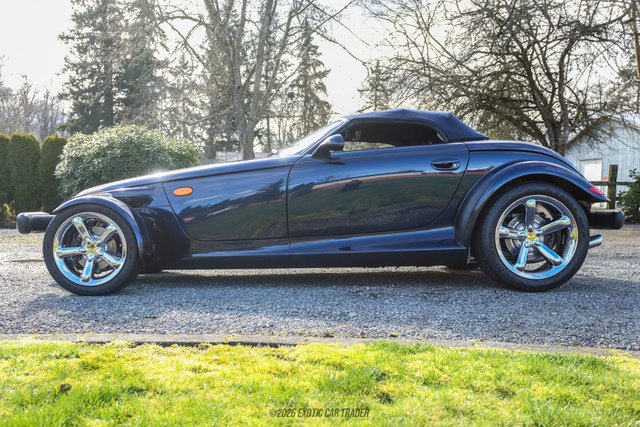 Used 2001 Chrysler Prowler image 19