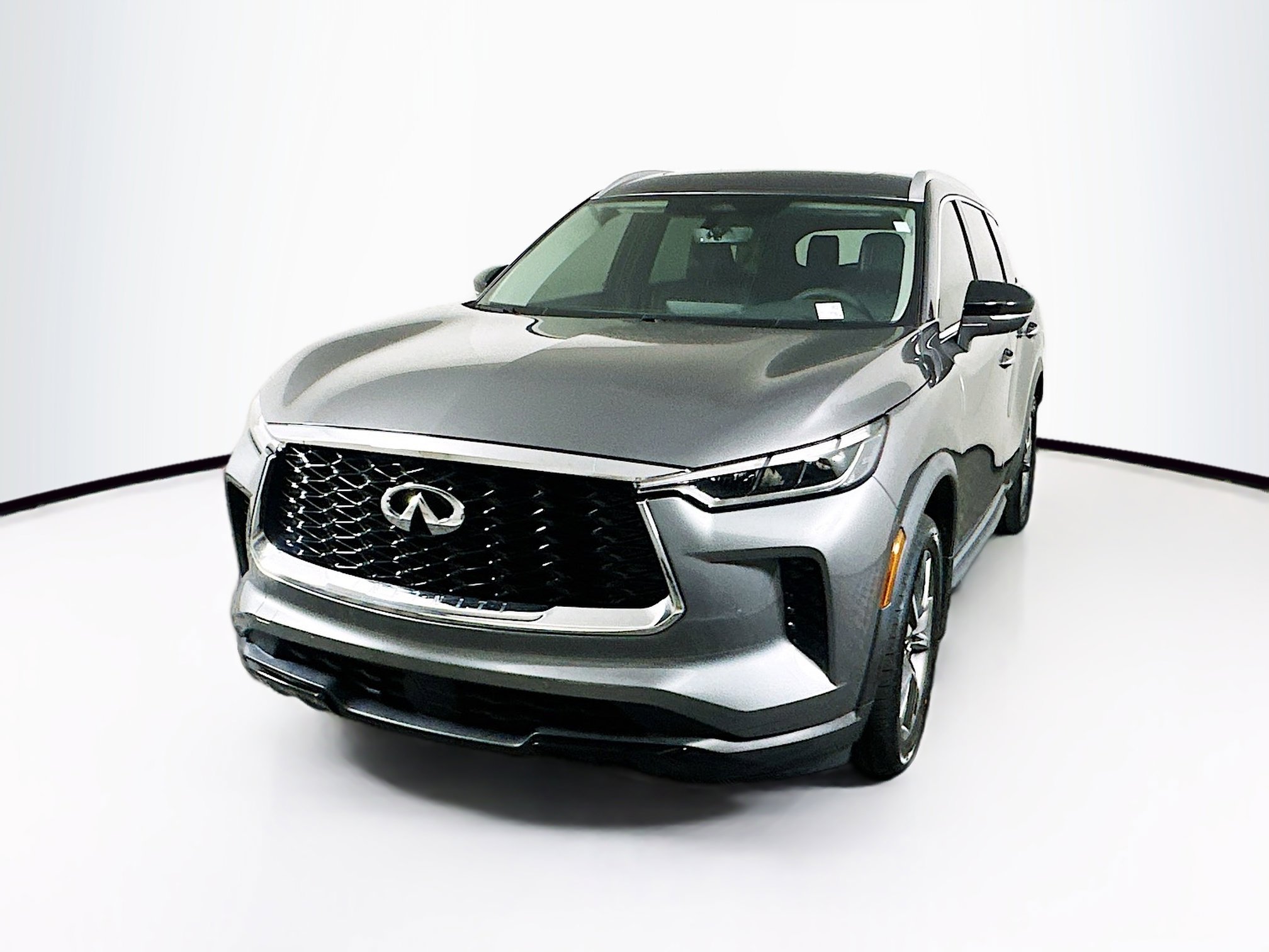 Used 2023 INFINITI QX60 Luxe w/ Cargo Package FWD image 3