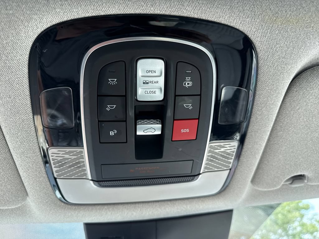 Certified 2024 Hyundai Palisade Limited AWD/4WD image 41