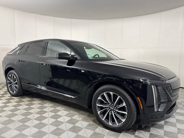 New 2026 Cadillac Lyriq Sport AWD/4WD image 11