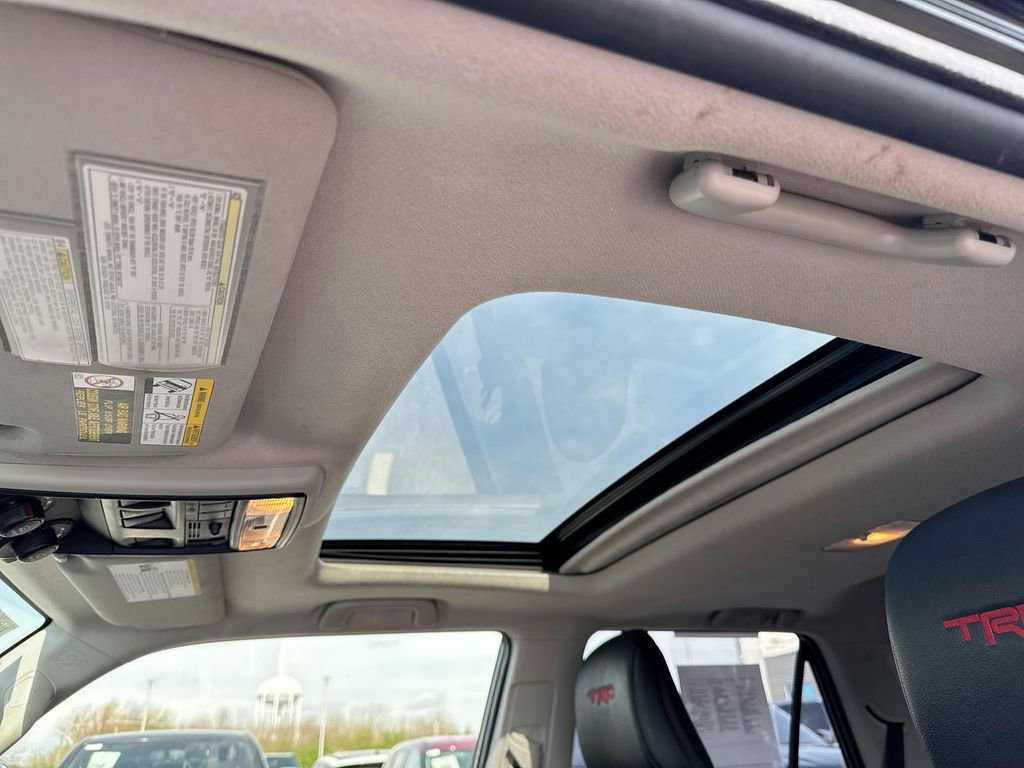 Used 2019 Toyota 4Runner TRD Off-Road Premium image 20